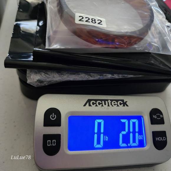 Women's Marbled Pattern Bangle Bracelet - Picture 11 of 11